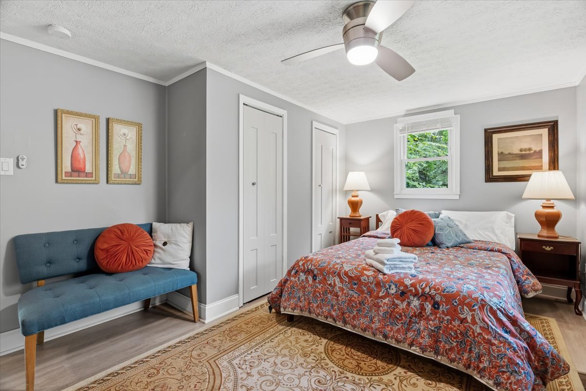 Mountain Song Manor — view 9